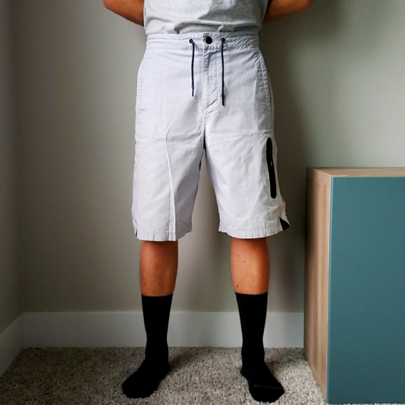 Nike Shorts - Picture 2 of 14